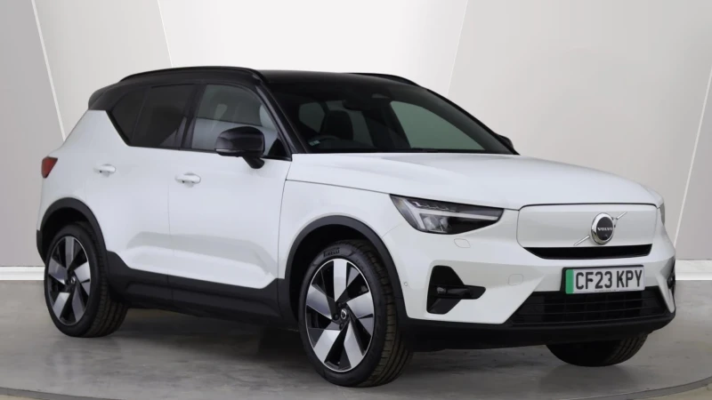 2023 Volvo XC40