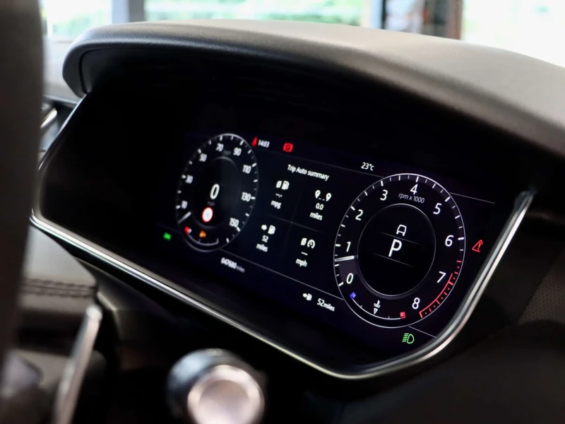 Vehicle image 30