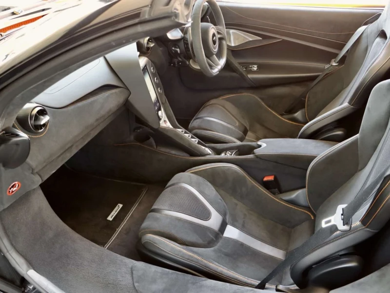 Vehicle image 43
