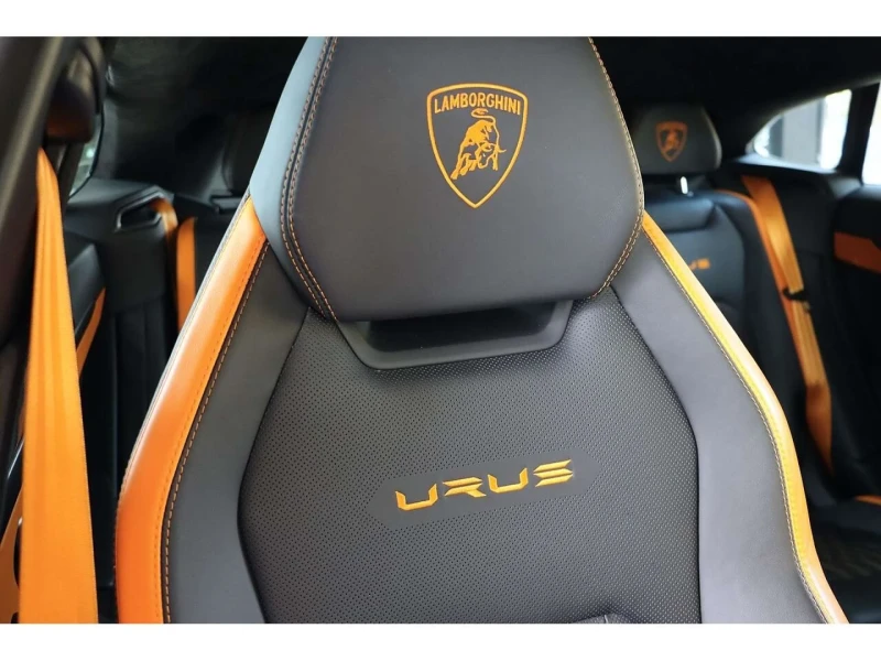 Vehicle image 28