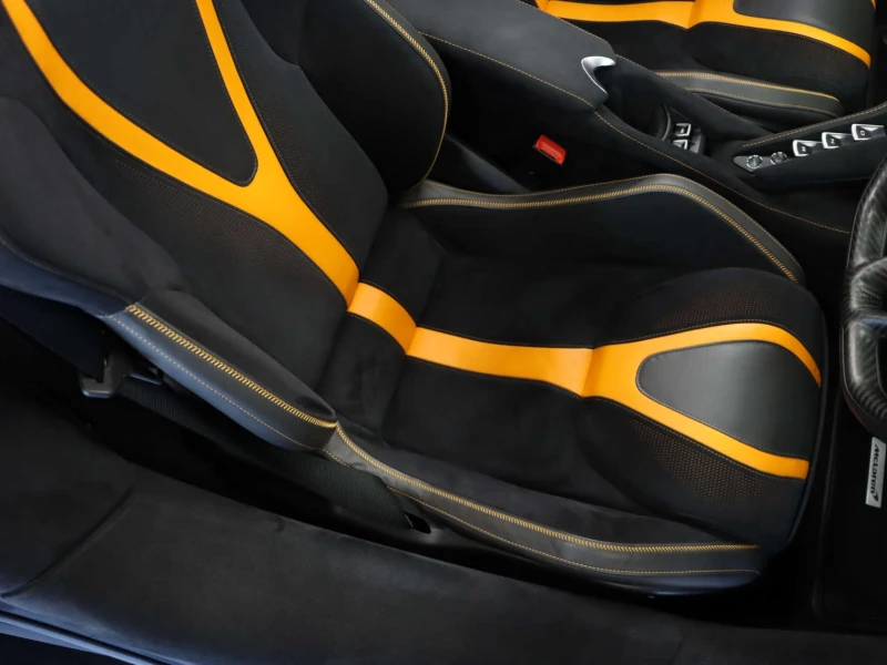 Vehicle image 38
