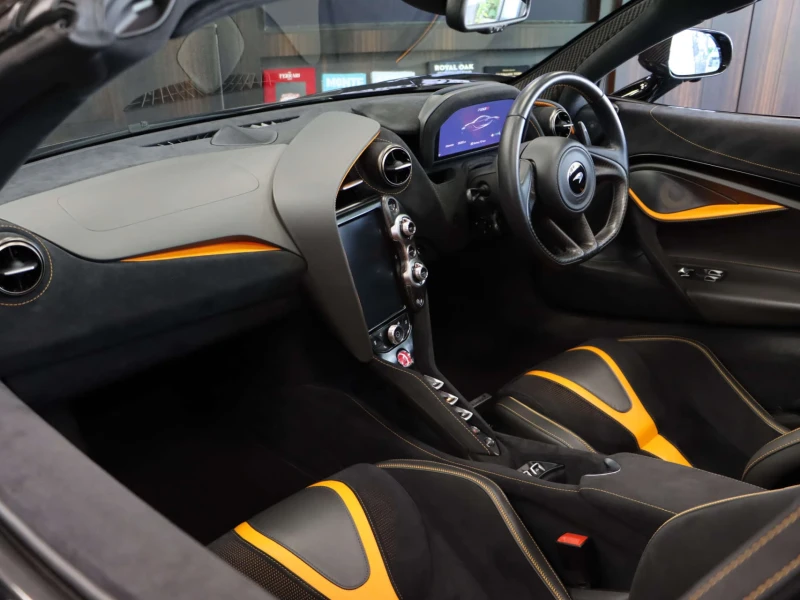 Vehicle image 45