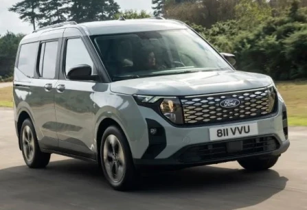 Ford E-Tourneo Courier