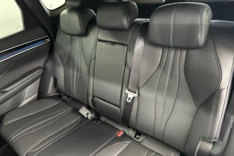 Vehicle Thumbnail 13