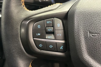 Vehicle Thumbnail 30