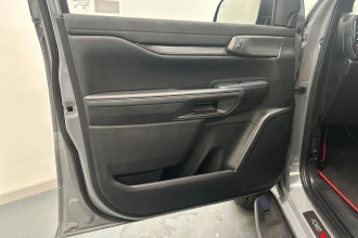 Vehicle Thumbnail 17