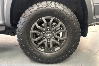 Vehicle Thumbnail 22