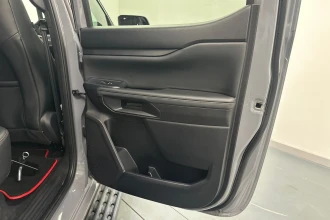 Vehicle Thumbnail 24