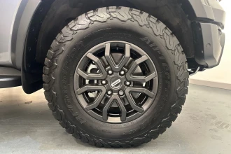 Vehicle Thumbnail 26