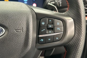 Vehicle Thumbnail 32