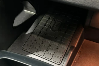 Vehicle Thumbnail 36