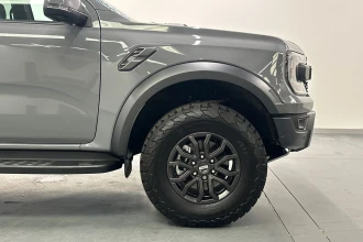 Vehicle Thumbnail 49