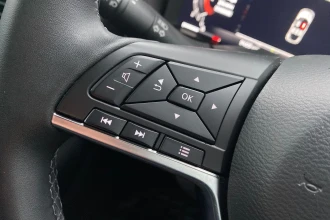 Vehicle Thumbnail 20