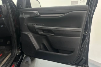 Vehicle Thumbnail 24