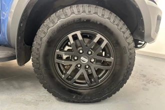 Vehicle Thumbnail 25