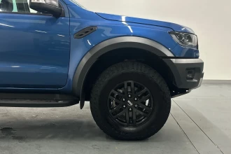 Vehicle Thumbnail 44