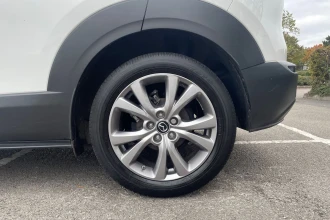 Vehicle Thumbnail 16