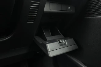 Vehicle Thumbnail 38