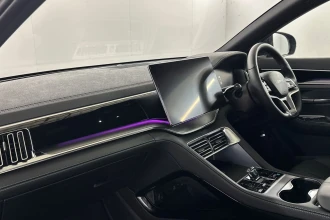 Vehicle Thumbnail 13