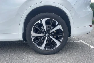 Vehicle Thumbnail 16