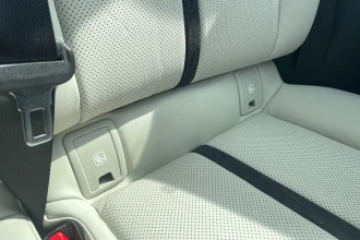 Vehicle Thumbnail 33