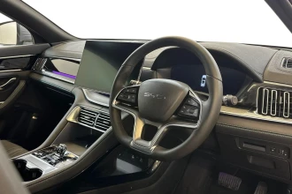 Vehicle Thumbnail 10