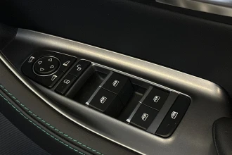 Vehicle Thumbnail 20