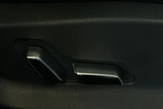 Vehicle Thumbnail 23