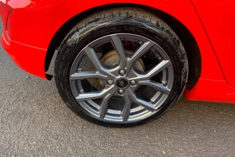 Vehicle Thumbnail 40