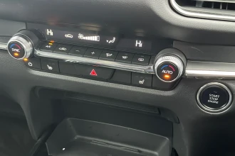 Vehicle Thumbnail 26