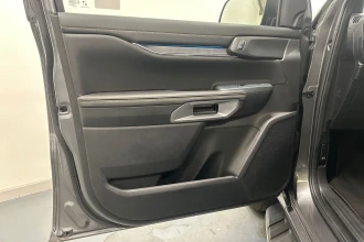 Vehicle Thumbnail 17