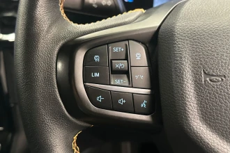 Vehicle Thumbnail 29