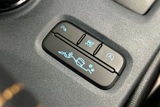 Vehicle Thumbnail 33