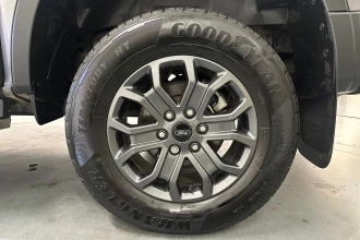 Vehicle Thumbnail 20