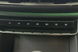 Vehicle Thumbnail 34