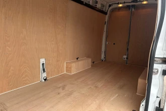 Vehicle Thumbnail 13