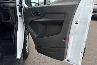 Vehicle Thumbnail 16