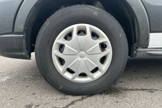 Vehicle Thumbnail 31