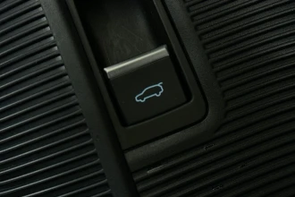 Vehicle Thumbnail 25