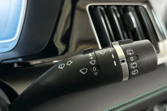 Vehicle Thumbnail 30