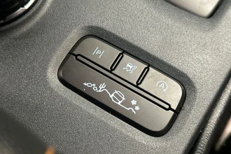 Vehicle Thumbnail 33