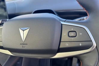 Vehicle Thumbnail 32