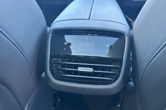 Vehicle Thumbnail 43