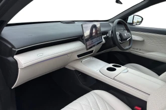 Vehicle Thumbnail 12