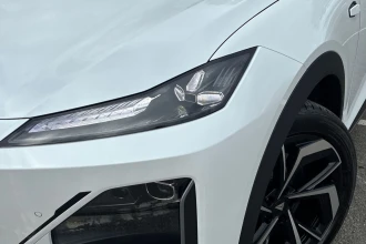 Vehicle Thumbnail 21