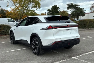 Vehicle Thumbnail 28