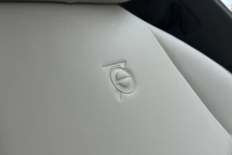 Vehicle Thumbnail 50