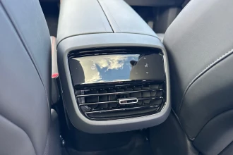 Vehicle Thumbnail 25