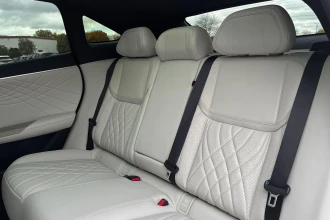 Vehicle Thumbnail 13