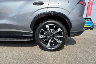 Vehicle Thumbnail 15